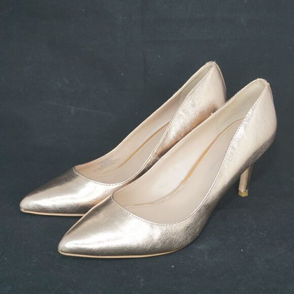 BCBGeneration Metallic 'Marci' Pointed Toe Pumps, Size 6.5B - Picture 2 of 11